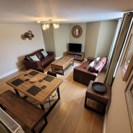 Llys Bach Apartment At Llys Aeron Aberaeron Exterior foto