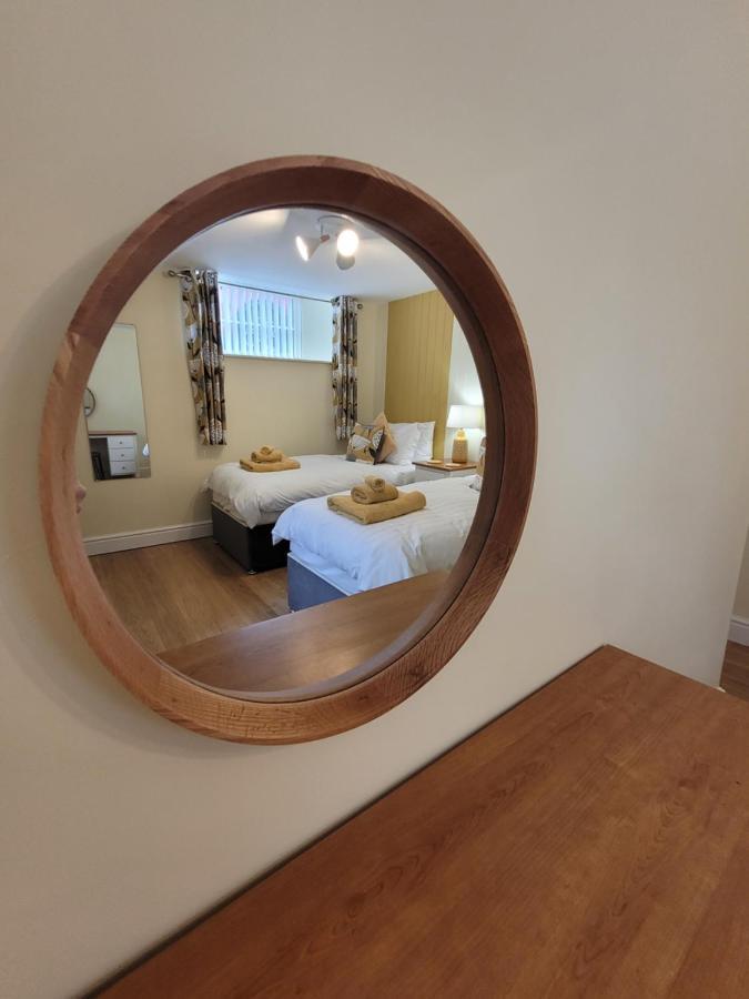 Llys Bach Apartment At Llys Aeron Aberaeron Exterior foto